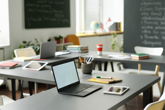 Workbenches for the education sector